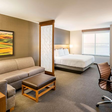 Hyatt Place East Moline/Quad Cities Екстериор снимка