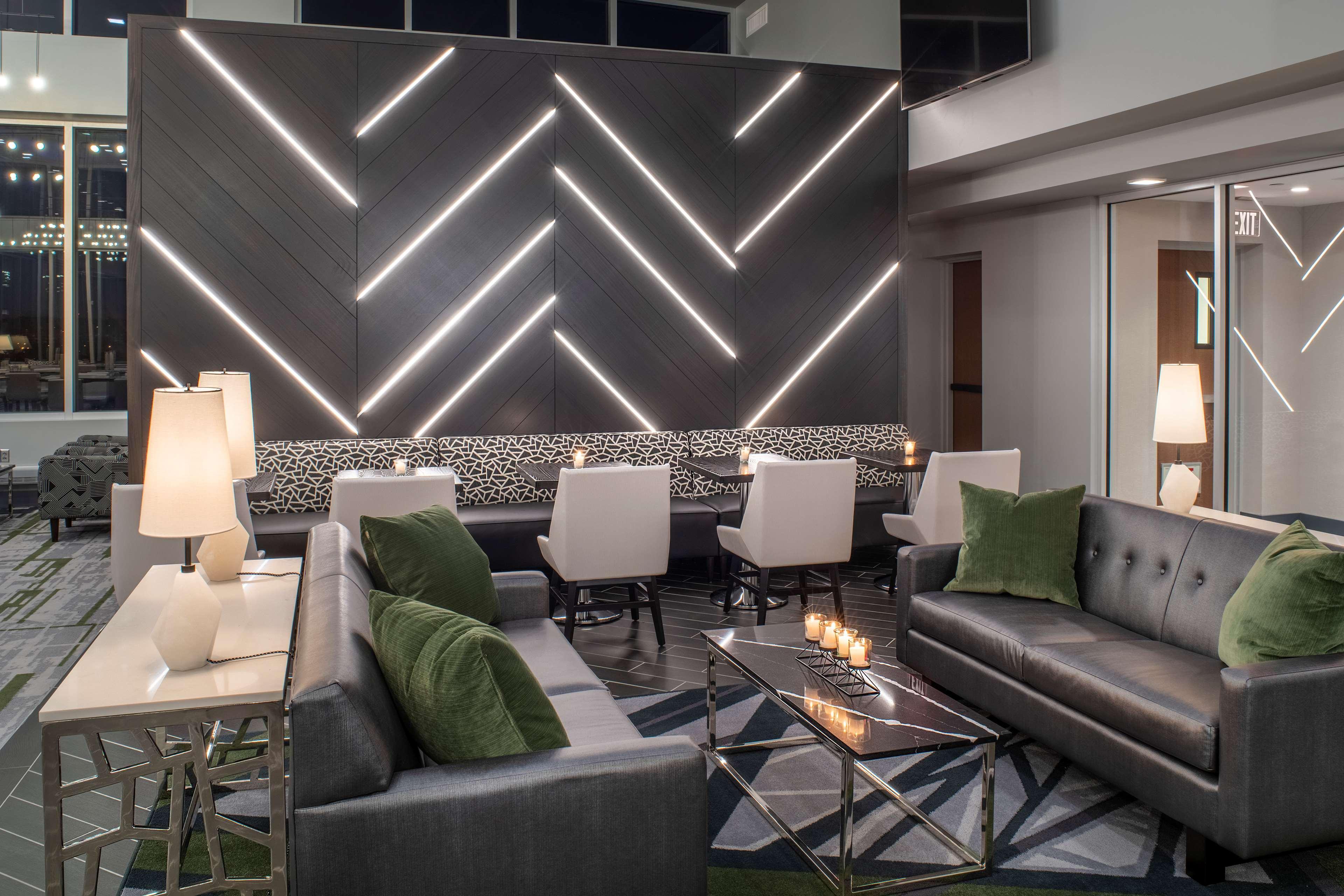 Hyatt Place East Moline/Quad Cities Екстериор снимка
