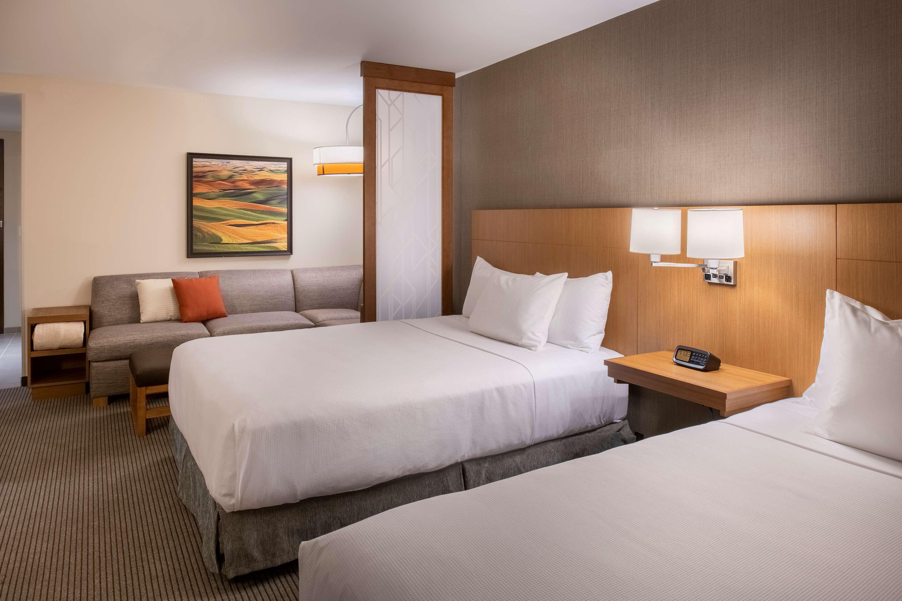Hyatt Place East Moline/Quad Cities Екстериор снимка